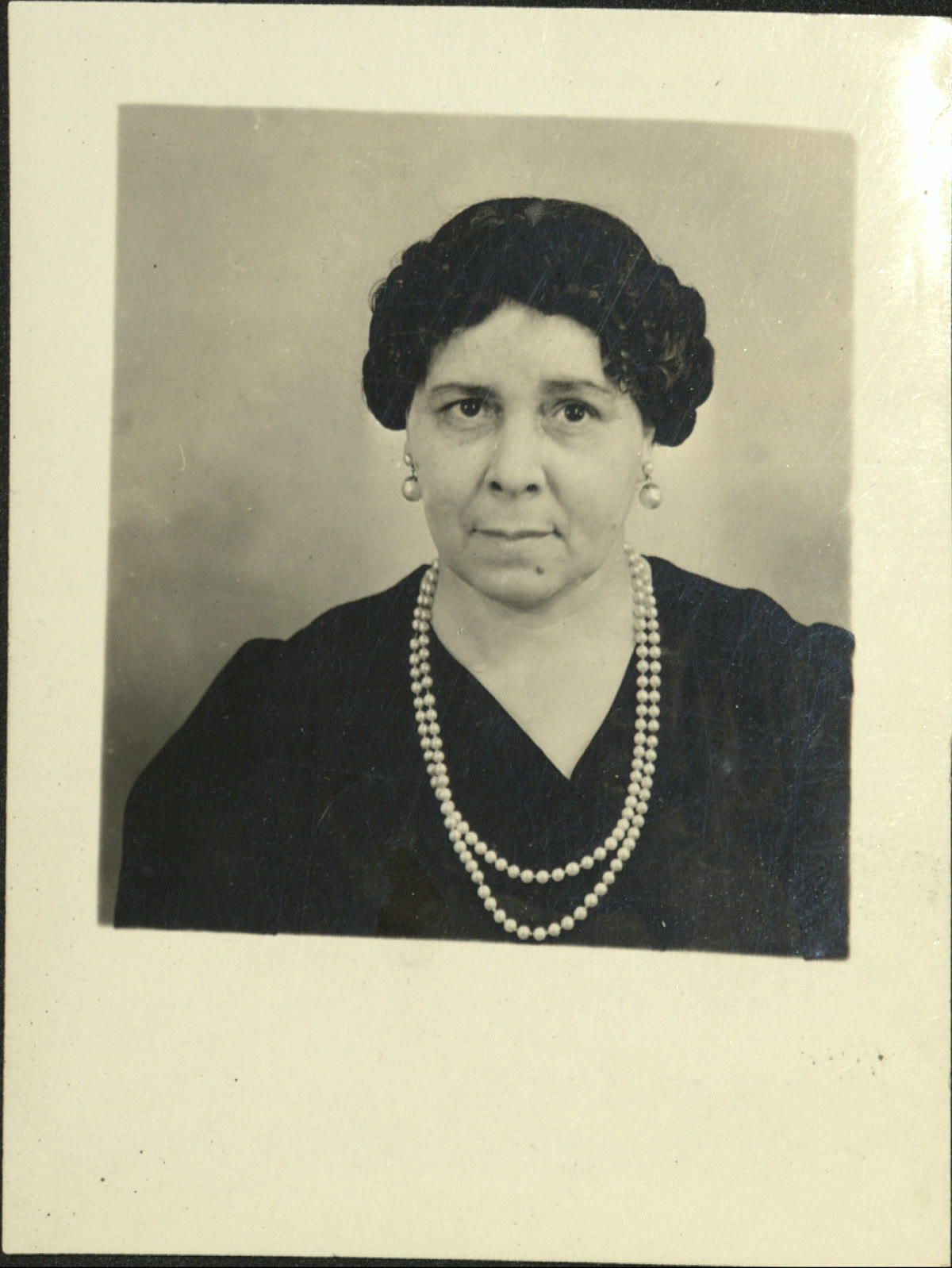 FBI photograph of Mittie Maud Lena Gordon